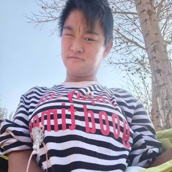 内蒙古23岁单身美女真诚找对象-金昌征婚相亲网