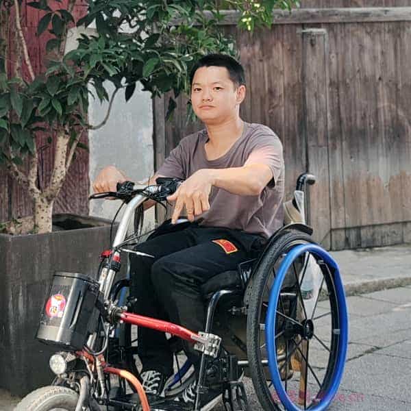 33岁岁湖北单身帅哥 - 金昌吉缘网
